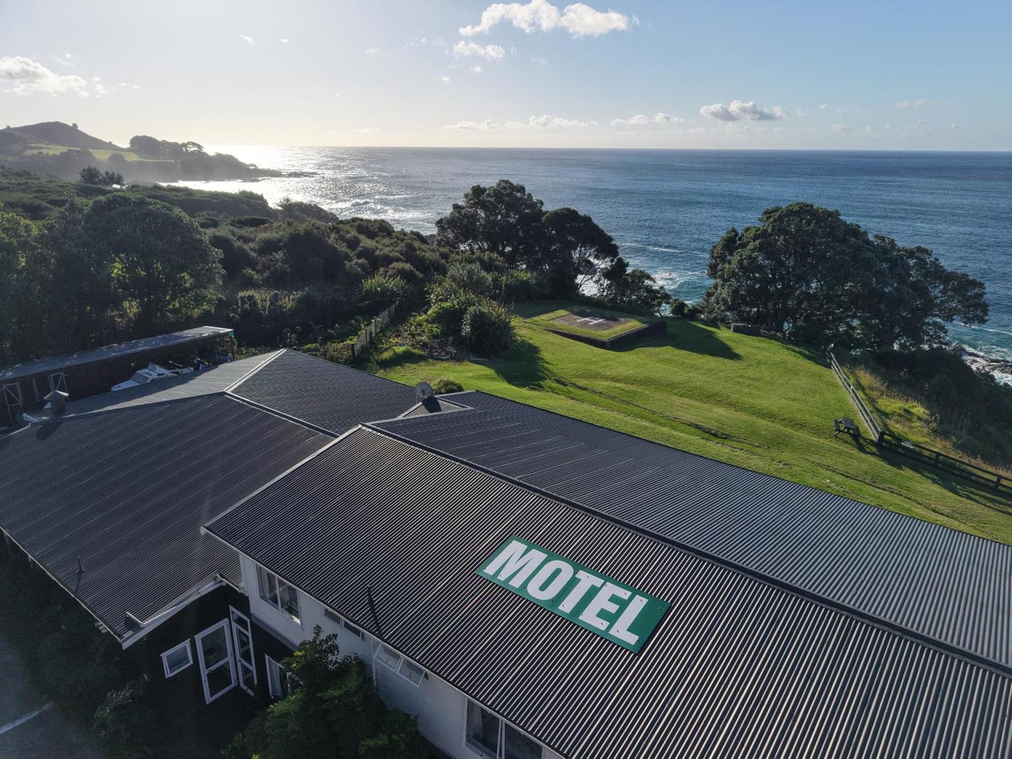 Lottin Point Motel Cape Runaway Exterior foto